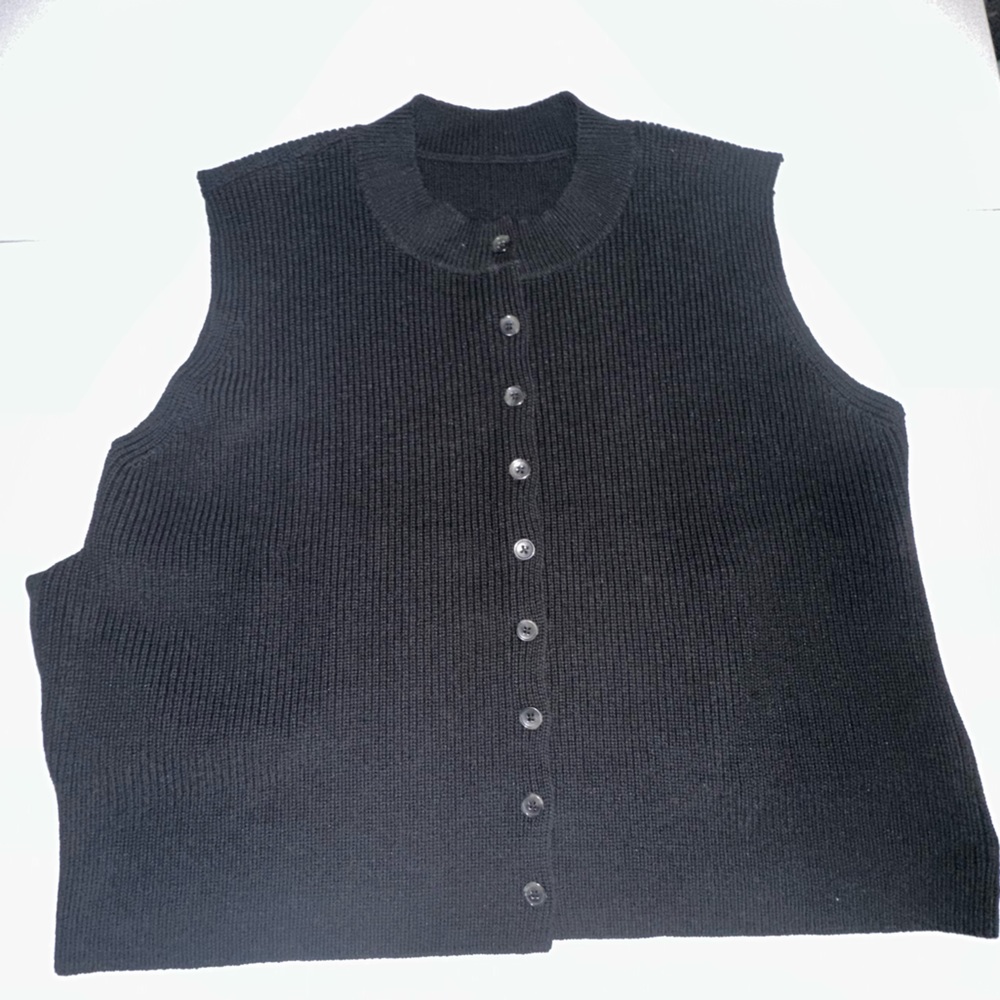 Atsuro Tayama sweater vest